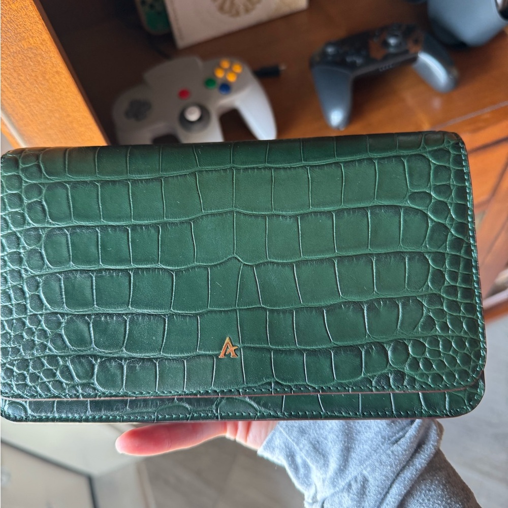 Green Croc-Embossed Wallet on chain